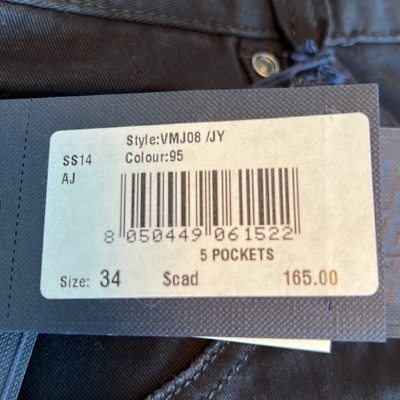 Armani Jeans. Slim fit. J08 Navy 34 x 34 NWT. - Picture 3 of 6
